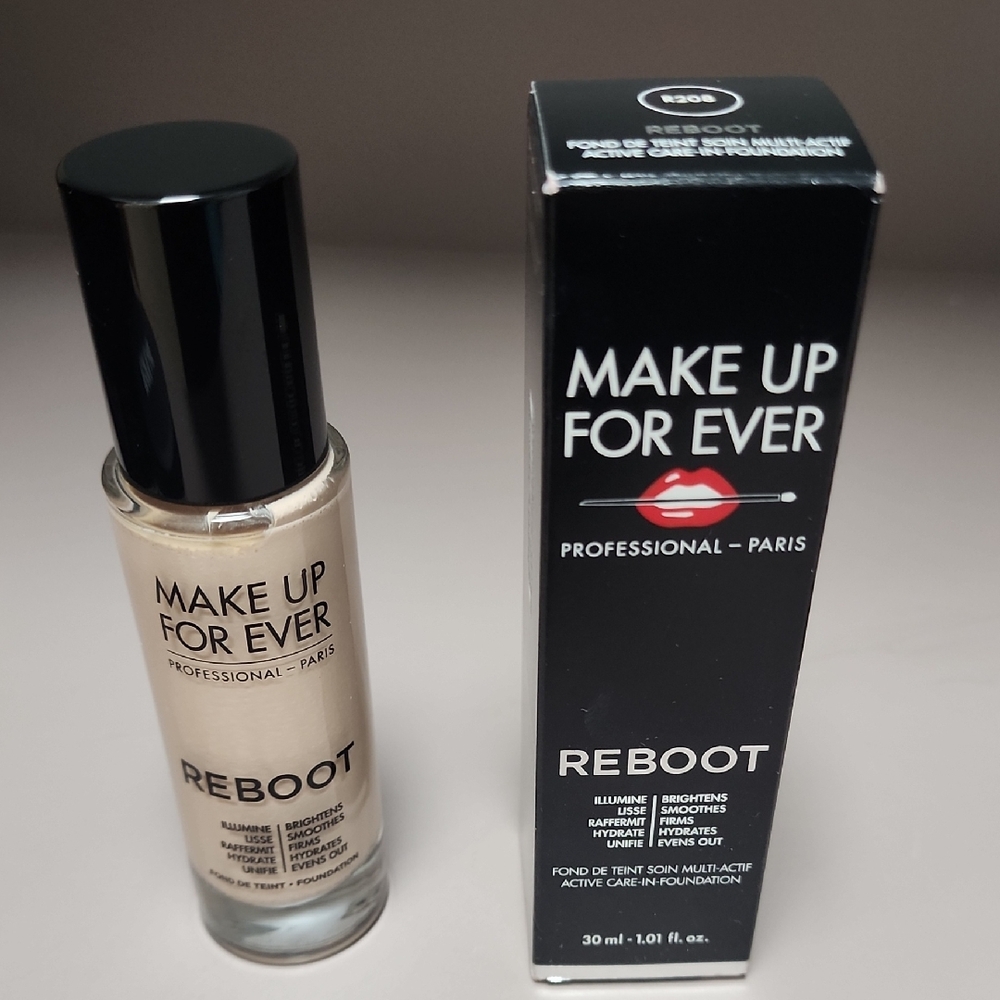 Makeup Forever Reboot Foundation - Y208